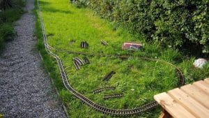 Neil Mundy Rail Track Garden honour Terry Baldwin2